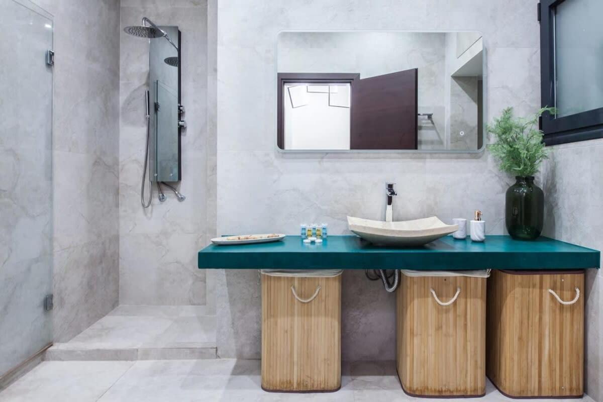 Beautiful Elegant Apartment Next To Monastiraki 雅典 外观 照片