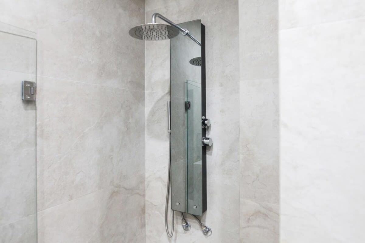 Beautiful Elegant Apartment Next To Monastiraki 雅典 外观 照片
