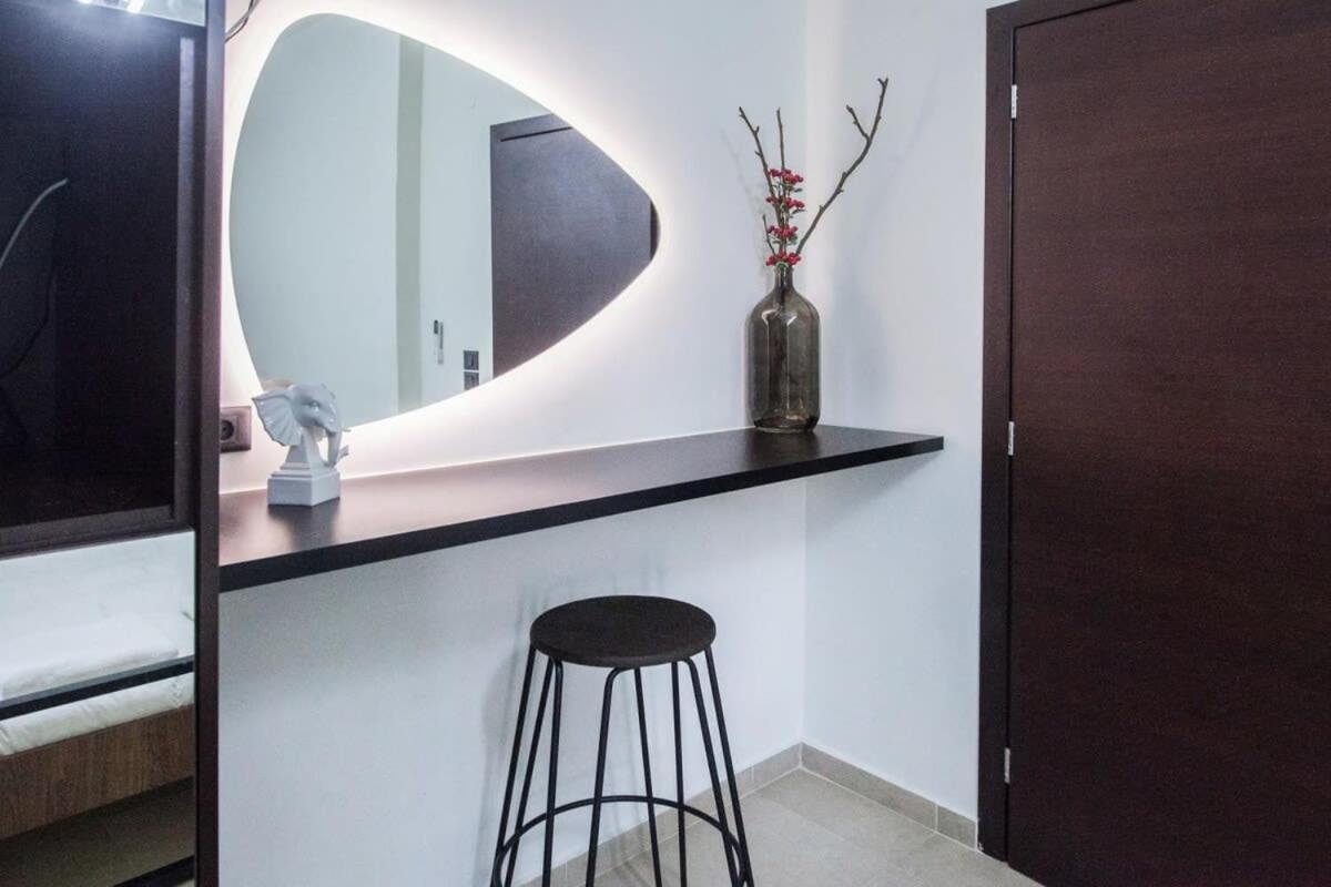Beautiful Elegant Apartment Next To Monastiraki 雅典 外观 照片